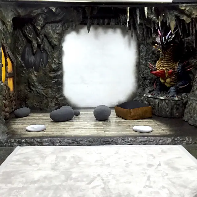 投影係白牆,呢個就係我舞台!