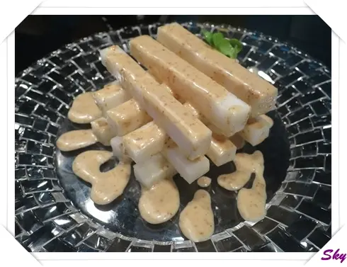 日本蘿蔔芝麻醬沙律