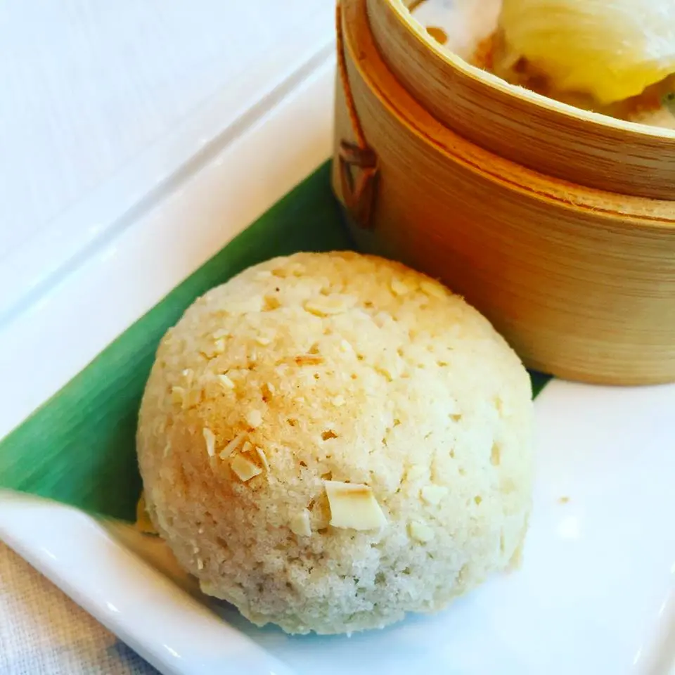 赞好             赞好           baked barbecued pork bun