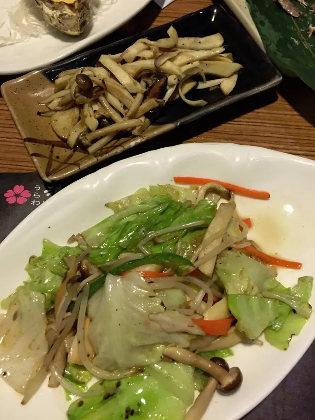 牛油炒雜菌及日式炒雜菜