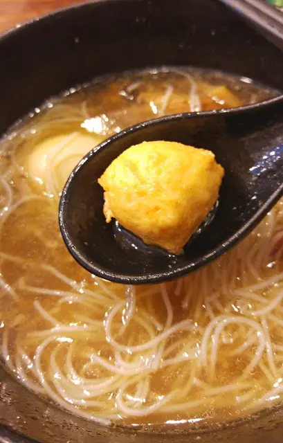 芝士炸彈其實是炸過的芝士丸