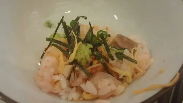 三文魚拼油甘魚鱈卵碗