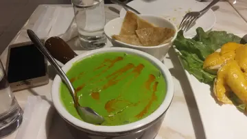 青咖喱牛腩