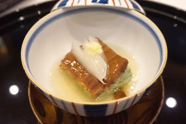 鰻魚・艾草豆腐