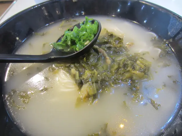 雪菜肉絲麵