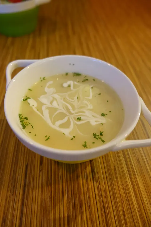湯打得幼滑細膩,味道濃郁,略嫌質感稀薄一點!