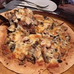 松露香出唒pizza  底夠脆