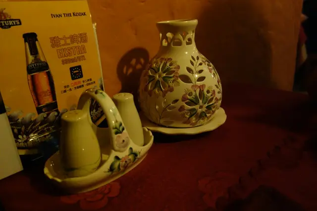 餐具同裝飾品都花左一番心思