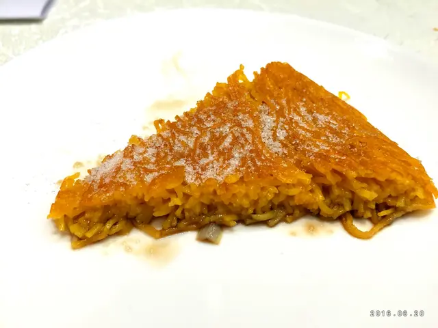 底層加醋,上層加糖;一甜一醋倍感美味。