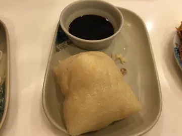 蛋黃鹹肉粽