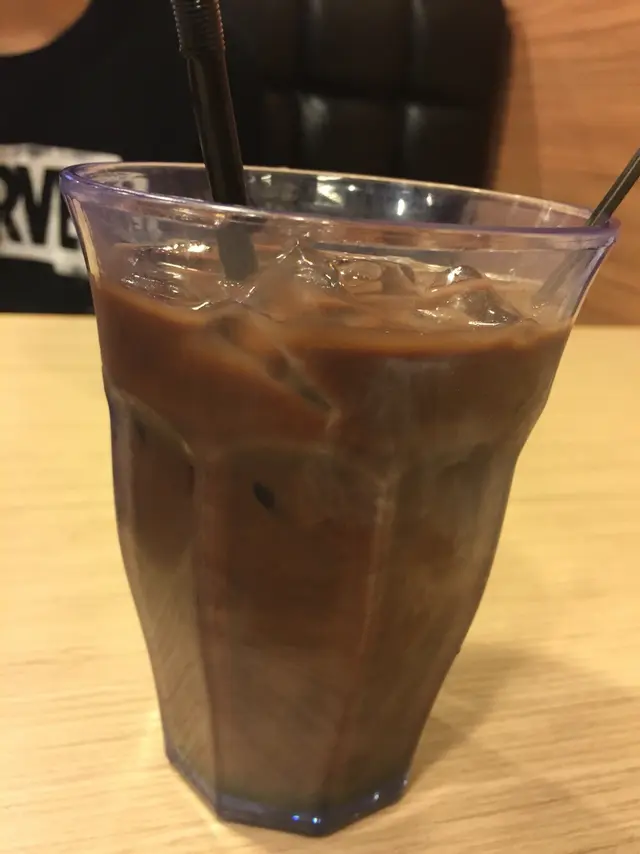 呢個薄荷朱古力d料非常足  2樣飲落去都好夠味餐飲我覺可值得一試  