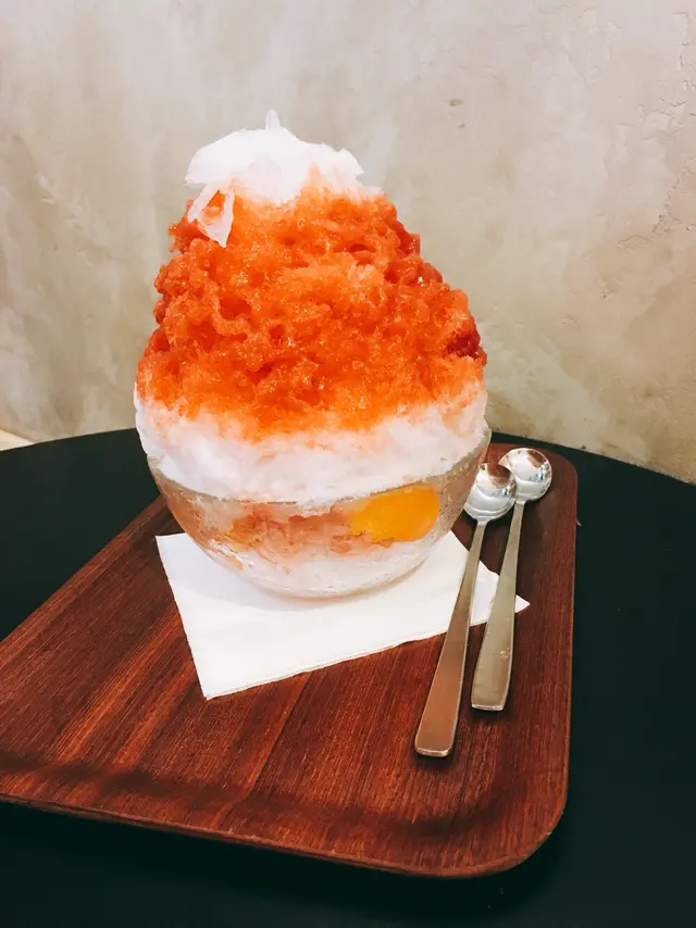 士多啤梨蜜柑刨冰