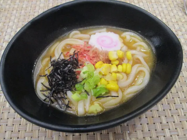 多款餸料任由客人配搭