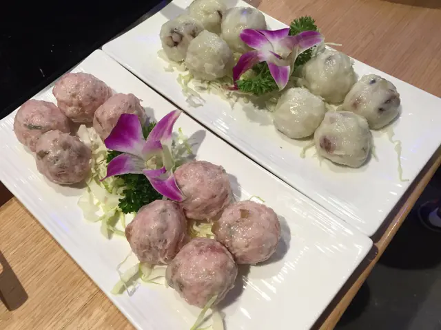 梅菜豬肉丸, 芥辣墨魚丸