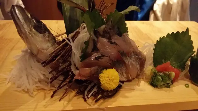 池魚刺身