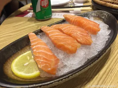 三文魚刺身