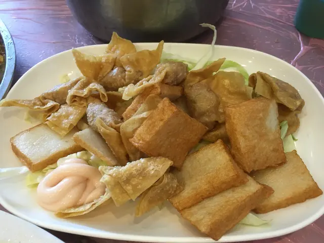 炸魚片頭 ，雲吞