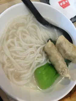 豬骨湯餃子米線