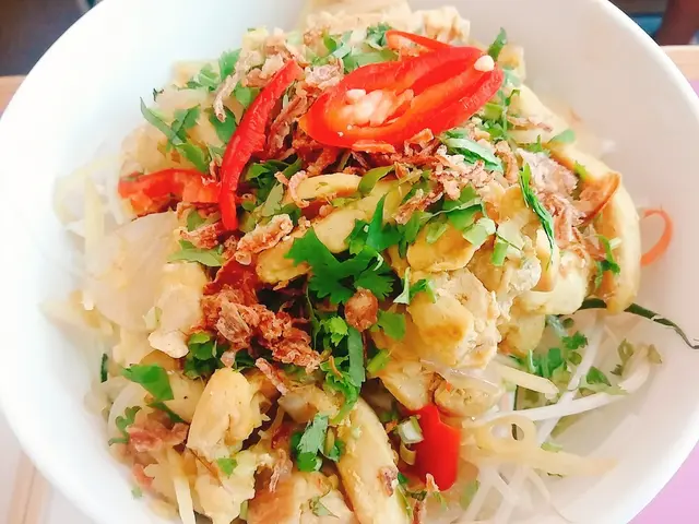 一點也不會覺得乾的雞肉，看似乾身