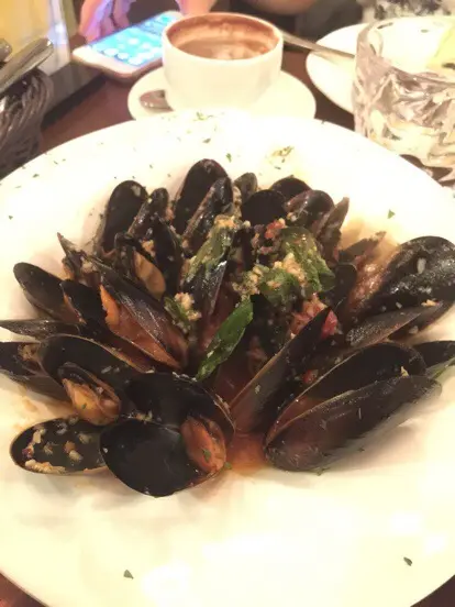 青口新鮮肉嫩,但比較細隻