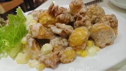 扮排骨的粉團，口感不夠似肉，整體味道剛不錯