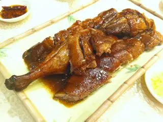 燒鵝半隻