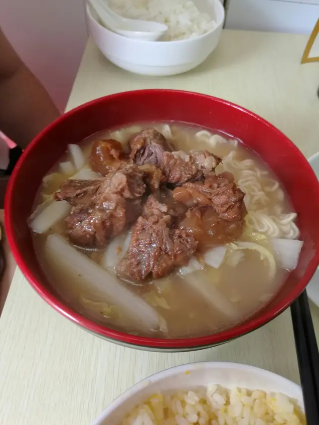 好林好林 唔涉牙 腩汁味道濃濃