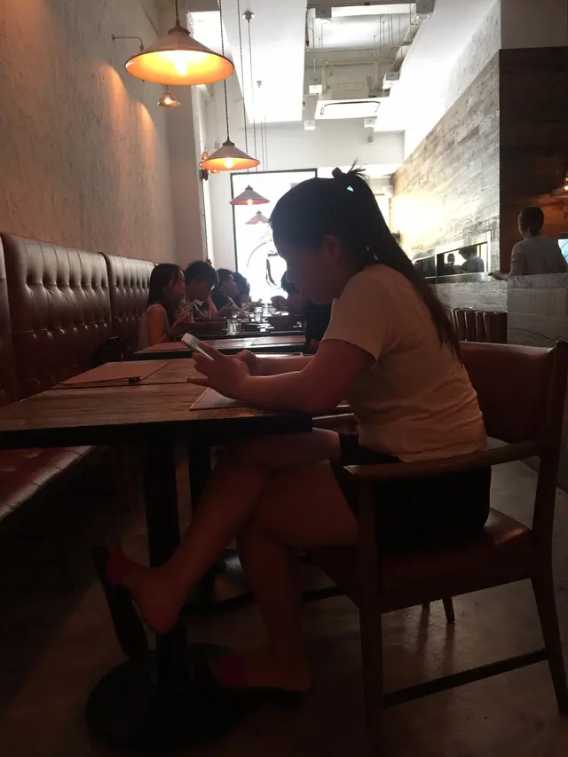 環境有情調，晚巿約男女朋友到此拍拖食飯的好選擇