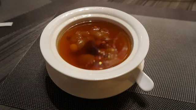 紅棗及杞子,勾起點滴回憶的蜜意,想起家人昔日特地為我沖泡的一杯杯熱棗水