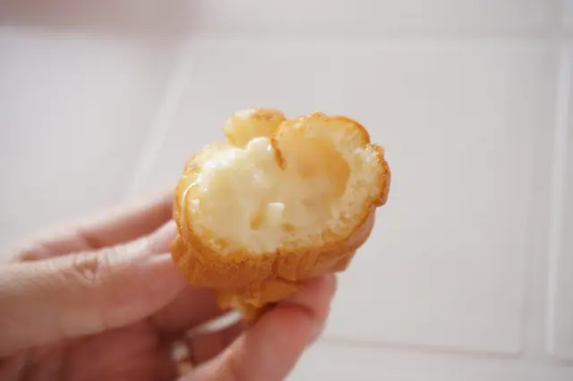 内餡帶淡淡奶香