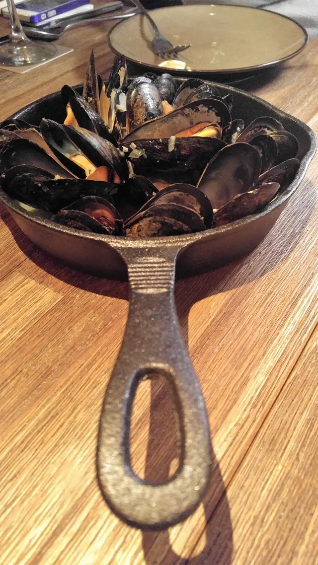 Mussels Marinere 法式白酒煮青口