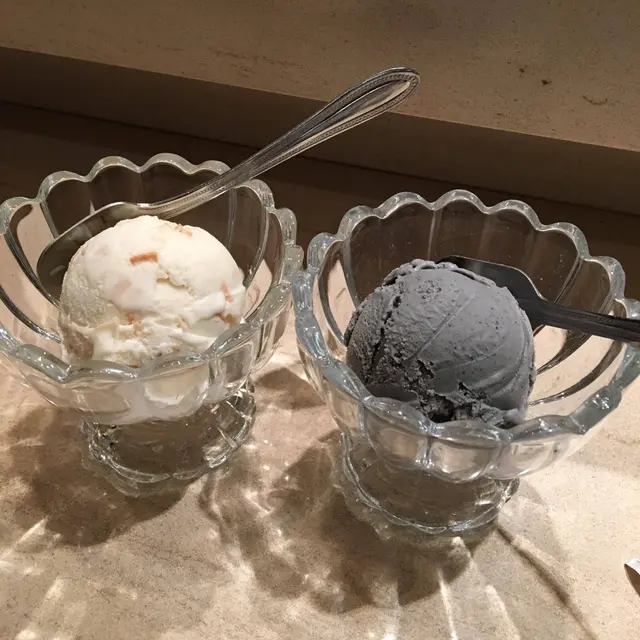 椰子雪糕芝麻雪糕