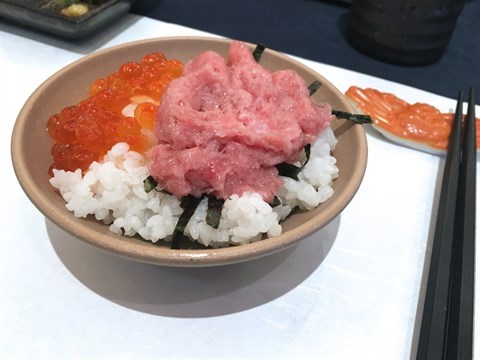 吞拿魚蓉、三文魚籽丼 - 觀塘的富士水產