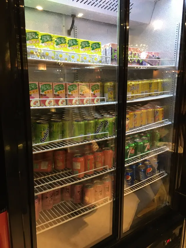 自助飲品(紙包裝/ 罐裝)