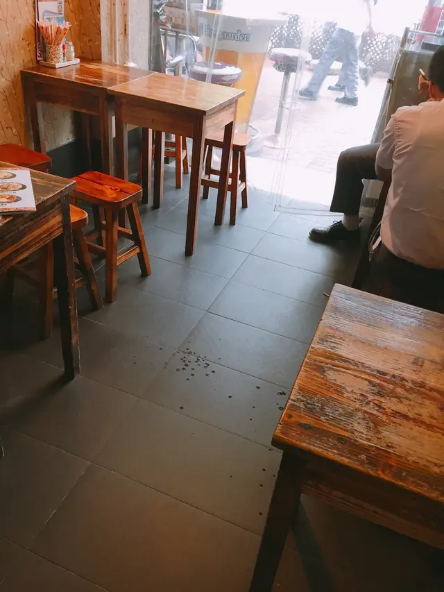 位子不多,簡單裝修，俾的錢都放在食物身上