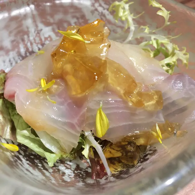 章紅魚薄切拌柚子醡