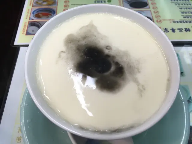 芝麻糊燉奶