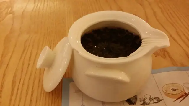 人蔘烏龍泡茶