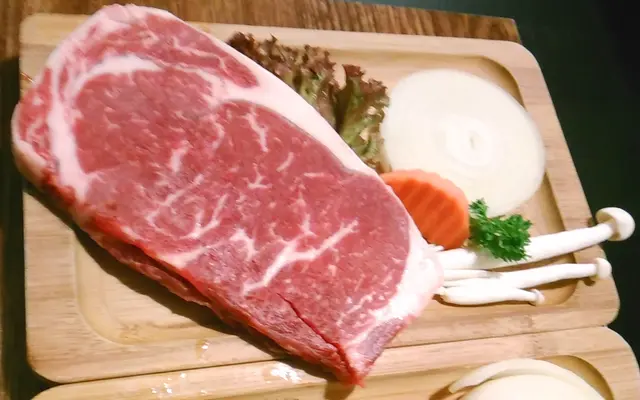 鮮肉眼牛扒