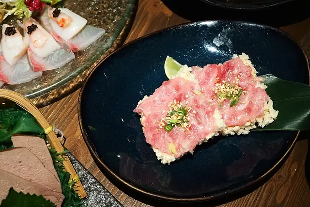 蔥吞拿魚腩薄脆