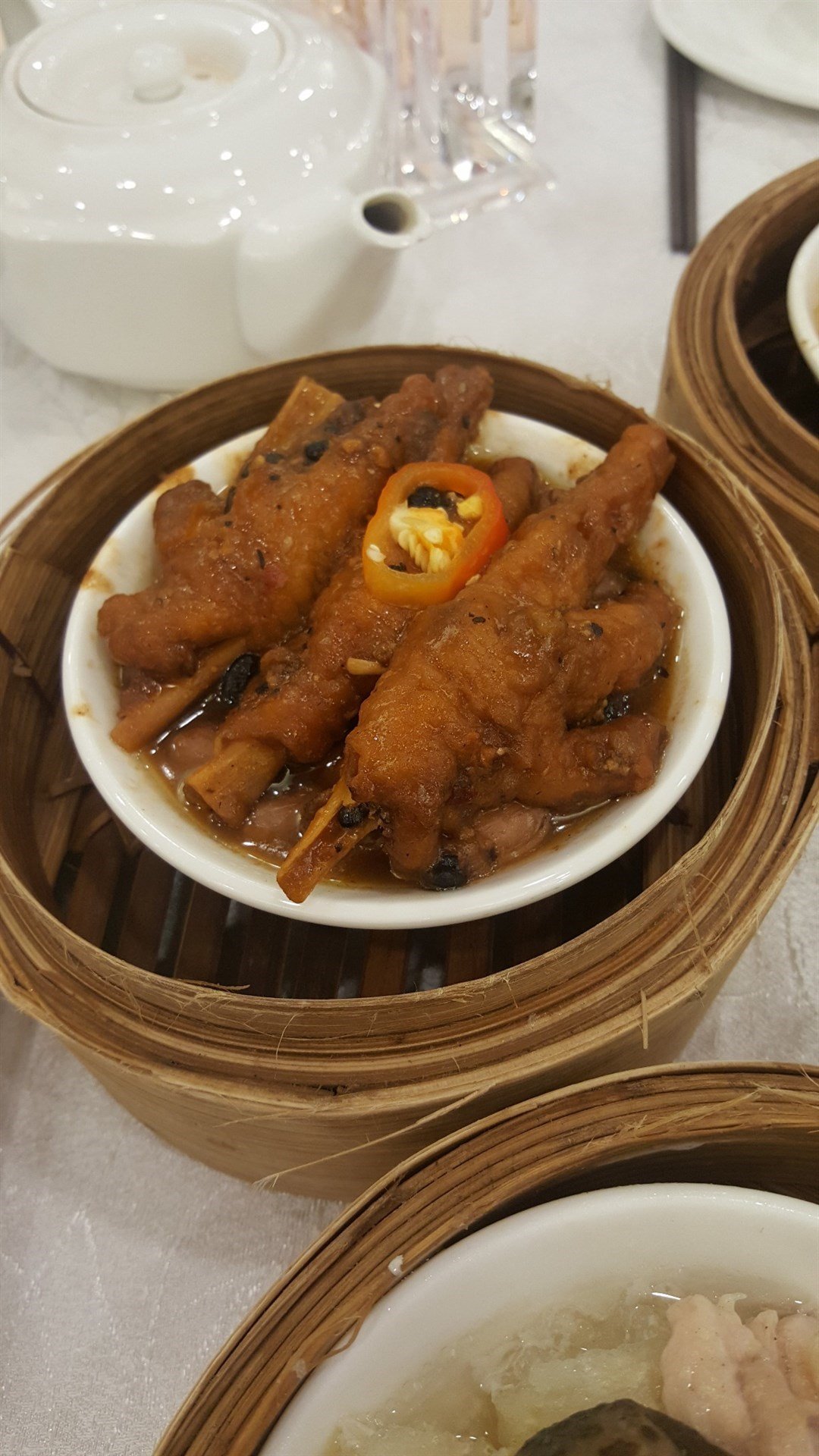 醬汁蒸鳳爪 - 香港土瓜灣的龍寶酒家 | openrice 香港開飯喇