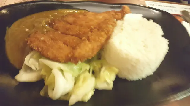 日式咖哩吉列猪扒飯