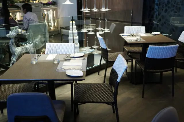 微暗燈光襯着優緻的環境