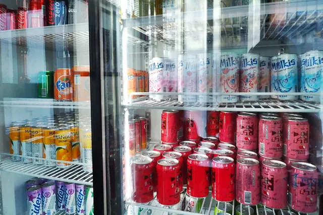 自助飲品櫃