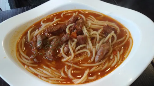 鮮番茄濃湯牛肉意粉