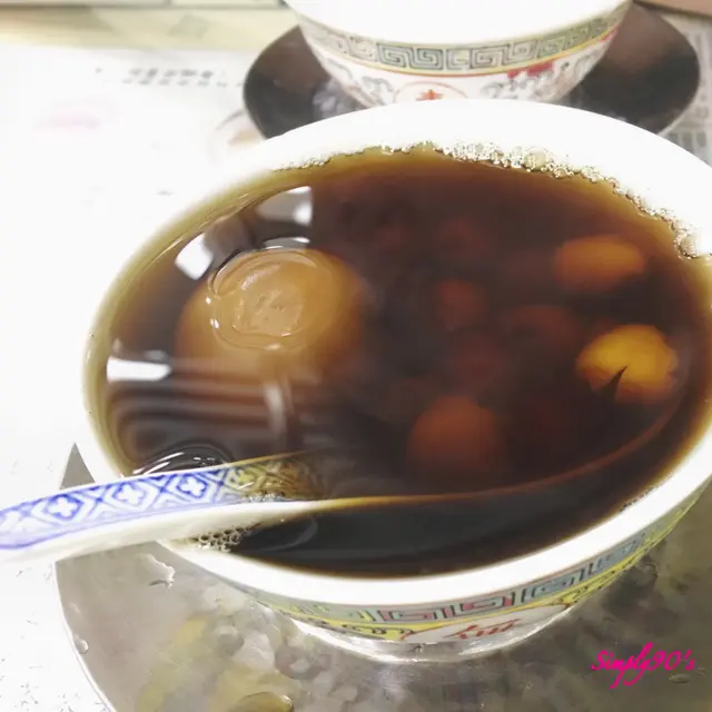 桑寄生蓮子蛋茶