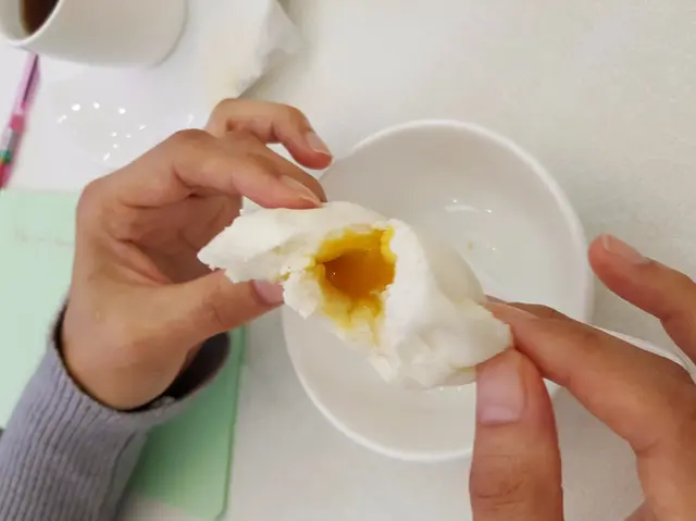 奶黃流沙包... 真係好"流"