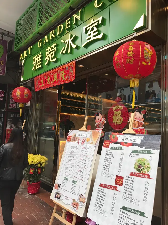 食物味道唔錯架，不過加左受氣就扣曬分