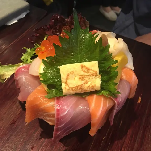 miso  soup  細碗刺身飯