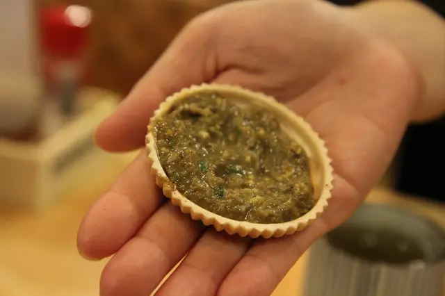 人氣蟹味噌甲羅燒